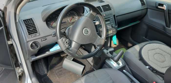 Foto VW Polo, Automatik, mit Handsteuerung für Gas und