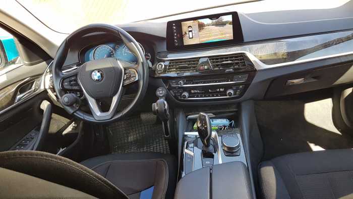 Foto BMW 530ix Drive Touring Rollstuhlverladesystem