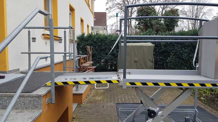 Foto Hebeplattform für Außen mobil