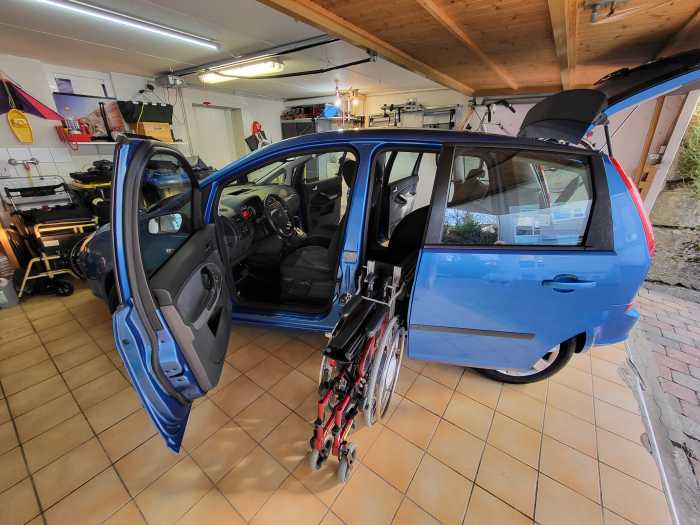 Foto Ford C-Max m. Handgas u.  Ladeboy