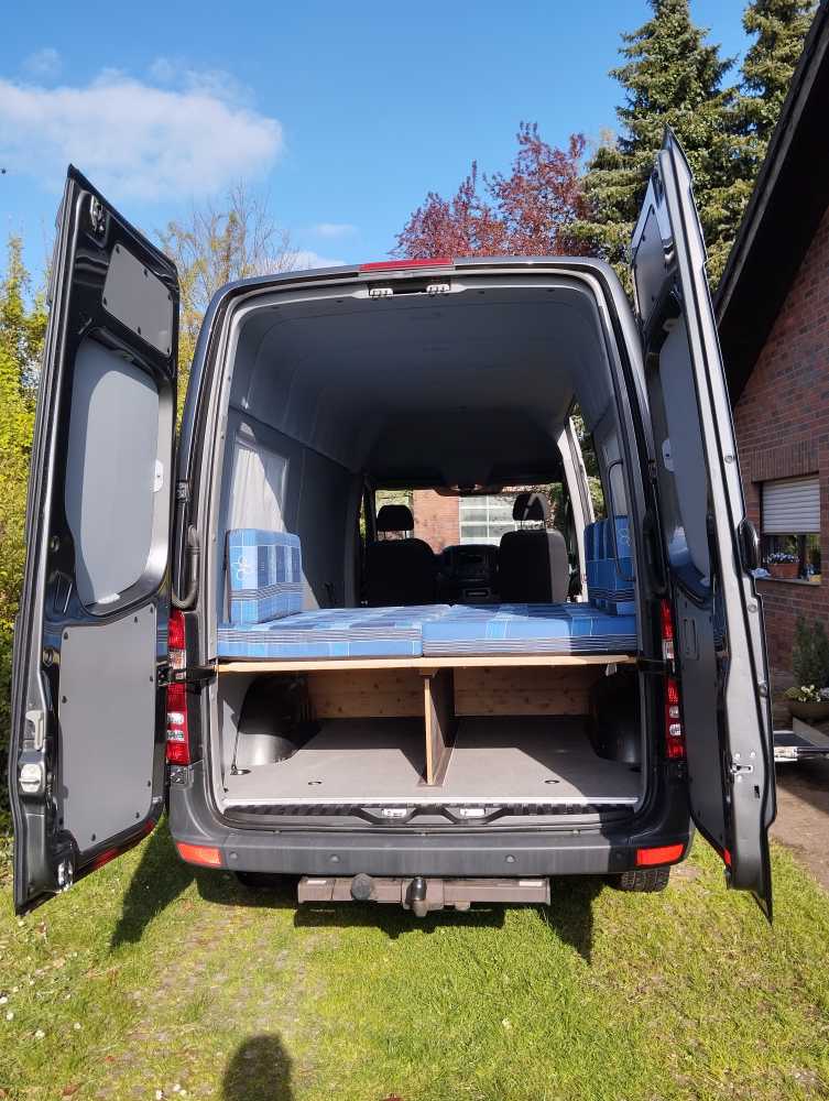 Foto Mercedes Sprinter 319 CDI behindertenger. Umbau