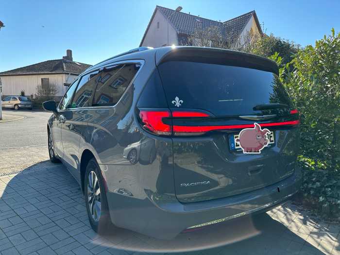 Foto Chrysler Pacifica Plugin Hybrid Linksgas