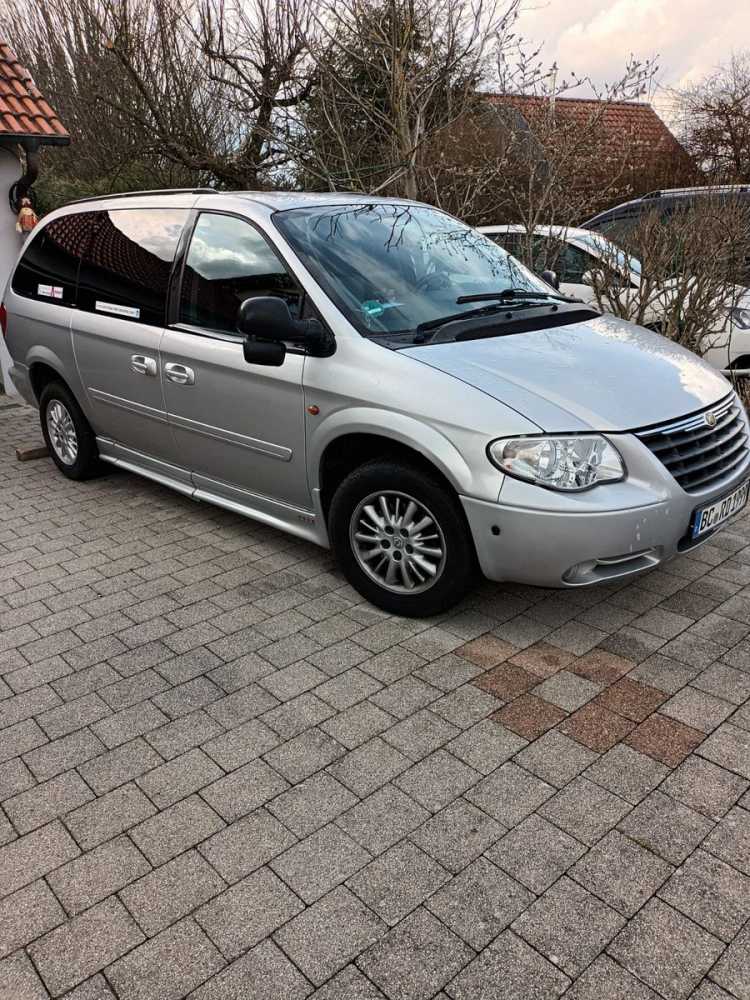 Foto Chrysler Grand Voyager Paravan Umbau Selbstfahrer