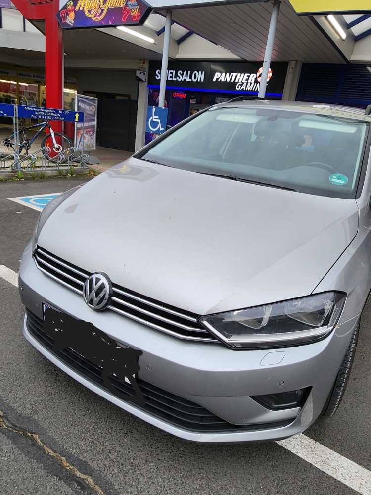 Foto Golf Sportsvan, Gas beidseitig, Automatik
