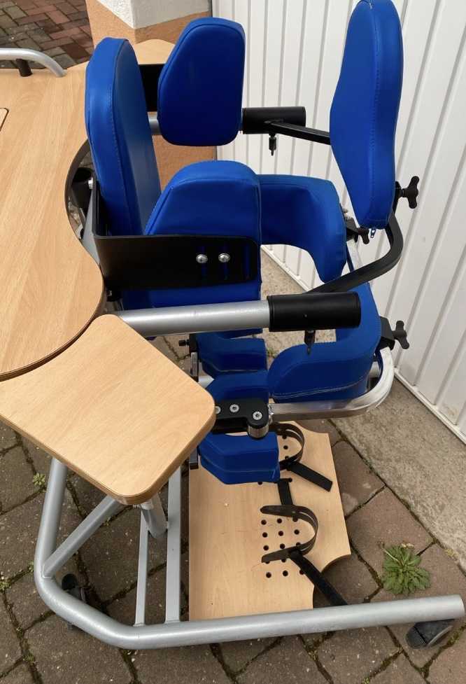 Foto Stehgerät / Stehtrainer Rehatec