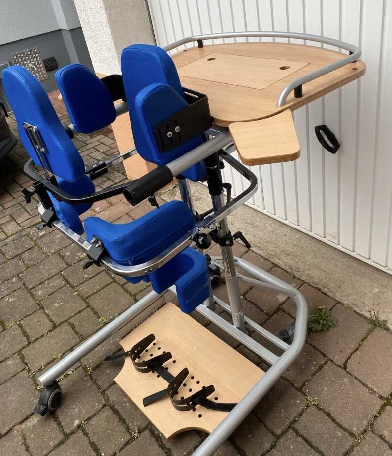Foto Stehgerät / Stehtrainer Rehatec