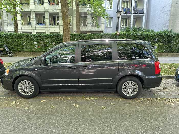 Foto Lancia Voyager 2,8 CRD