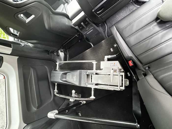 behindertengerechtes-auto-gebraucht Ladeboy S2 Rollstuhlverladegerät für Auto