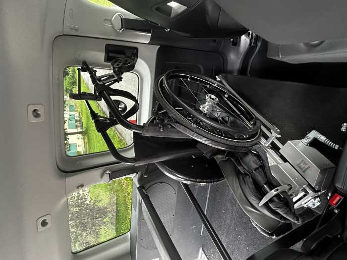 Foto Ladeboy S2 Rollstuhlverladegerät für Auto