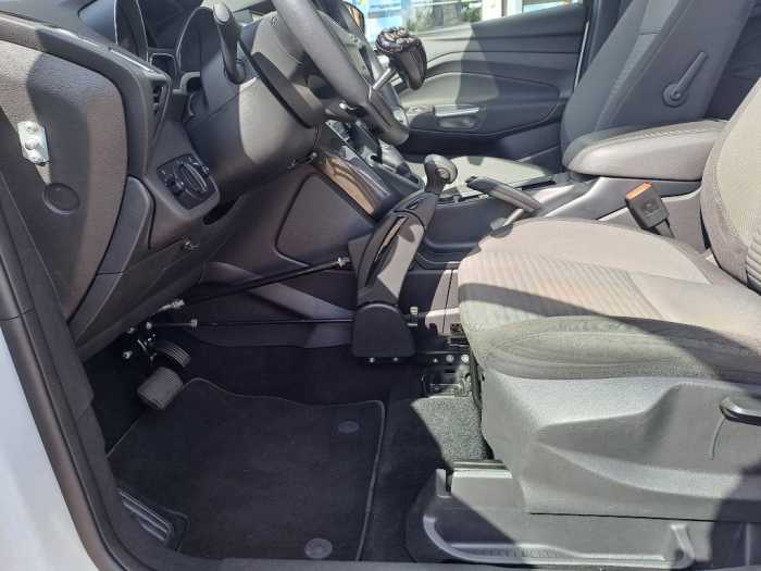 Foto Ford Grand C-Max Automatik Rollstuhlverladeboyhl