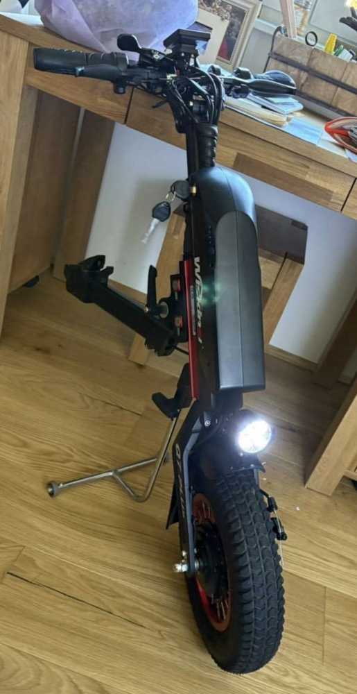 Foto Verkaufen Zuggerät und Rollstuhl der Firma Wisking