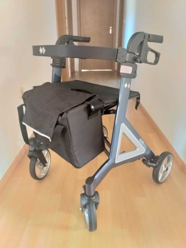 Foto Leichtgewicht-Rollator