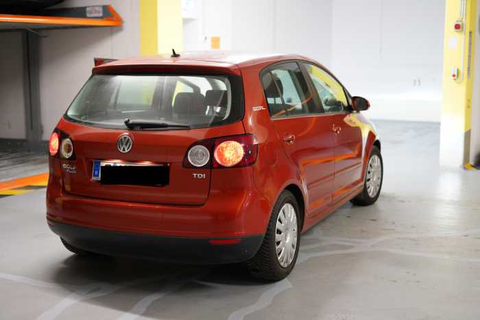 Foto Volkswagen Golf Plus 5 vollständig umgebaut