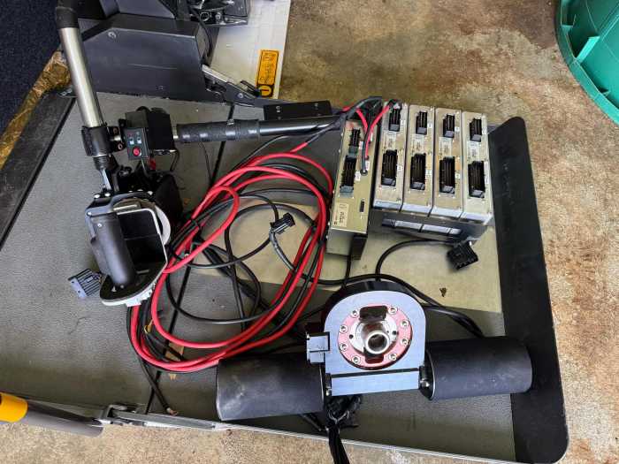 Foto Joysteer 2.0 Einhand-Joystick mit Force Feedback