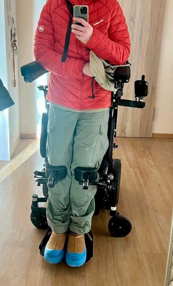 Foto High-End Elektrorollstuhl Swiss Viva Grand S SB40