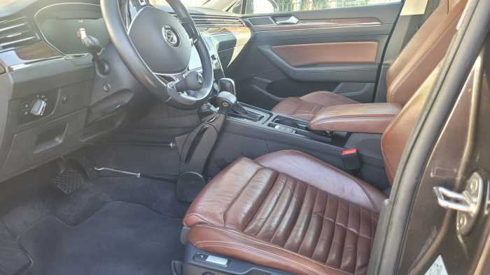 behindertengerechtes-auto-gebraucht VW Passat mit Handgerät + EDAG Verladesystem