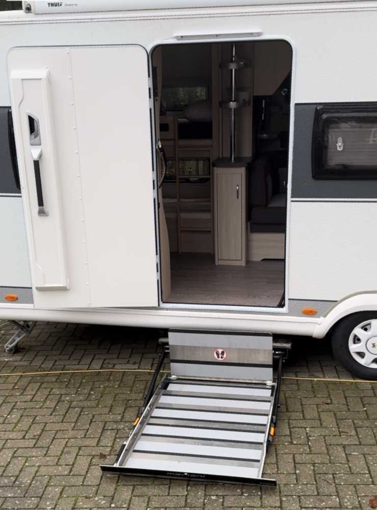 behindertengerechtes-auto-gebraucht Wohnwagen für Rollis