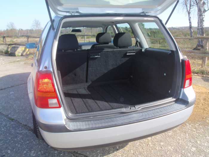 Foto vw golf kombi automatik mit links / rechts gas