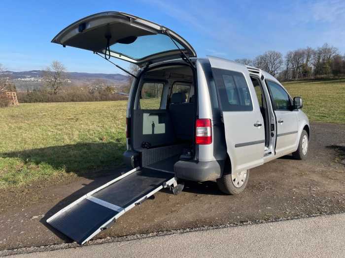 Foto VW Caddy Bj. 2009 – 1.4 Behindertengerecht-Rampe T