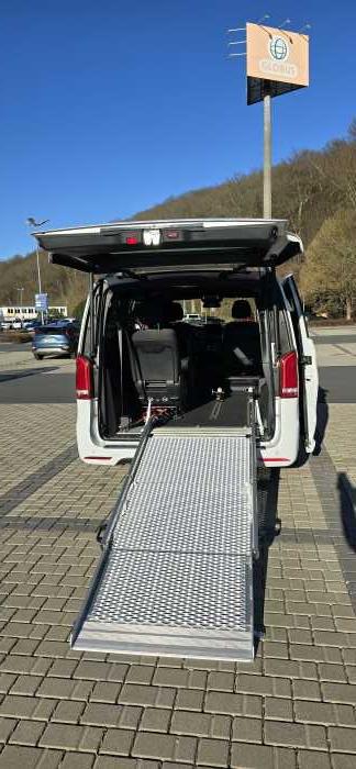 Foto Mercedes V-Klasse V250 AMG-Line Rollstuhlrampe