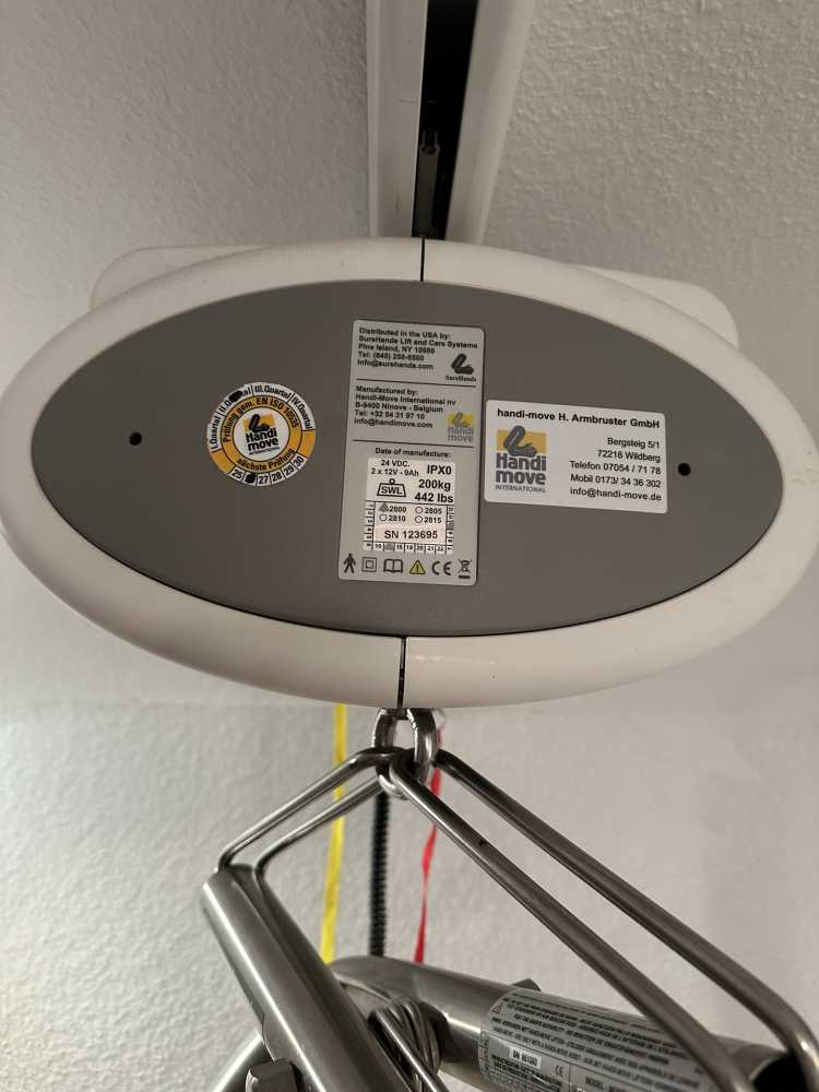 Foto Deckenlifter Handi-Move mit Motor und Hebebügel