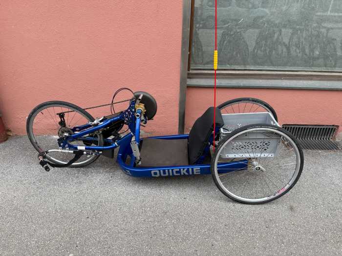 behindertengerechtes-auto-gebraucht Sunrise Medical QUICKIE Shark Handbike / Rollstuhl