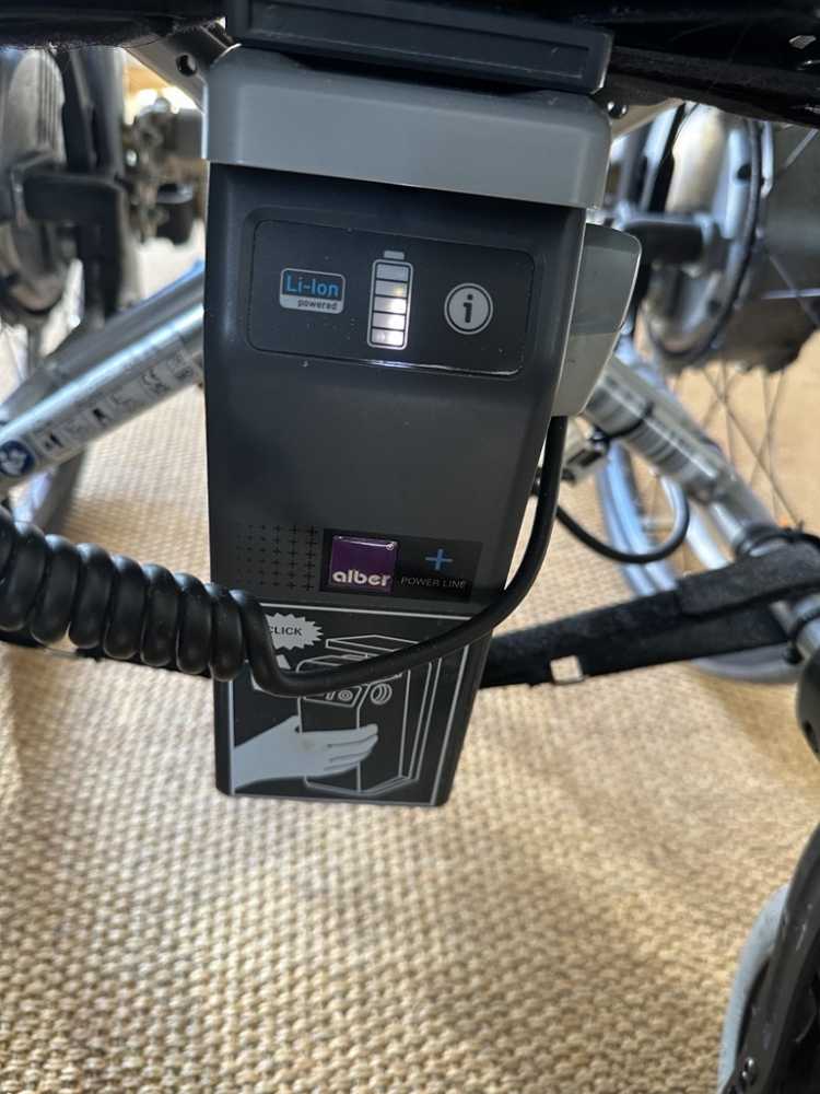 Foto elektrischer Rollstuhl Sopur Easy 300 elektrisch