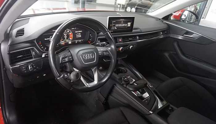 behindertengerechtes-auto-gebraucht Audi A4 mit Umbau und Verladeboy