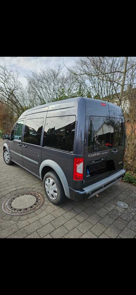behindertengerechtes-auto-gebraucht umgebauer Ford Tourneo für Rollstuhl