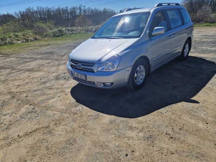 Foto KIA  Carnival mit Paravan Umbau