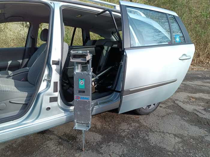 Foto Renault Laguna Behindertengerecht Rollstuhlgerecht