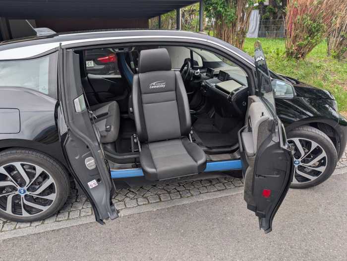 behindertengerechtes-auto-gebraucht Elektrischer Schwenksitz