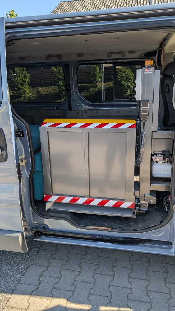 Foto Rollstuhlumbau Lift Selbstfahrer