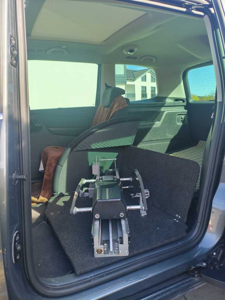 Foto Rollstuhlgerecher Seat Alhambra für Selbsfahrer
