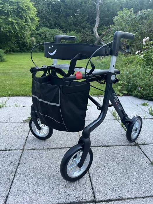 Foto Rollator  Xeon“ von Rehasense (Alu)