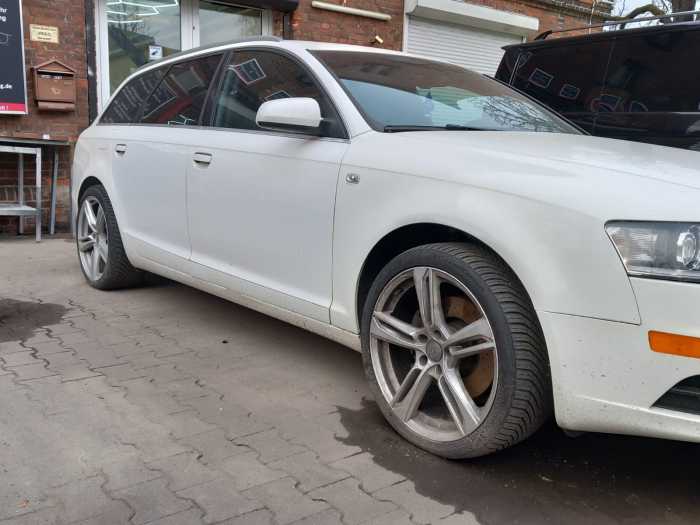 Foto Audi A6 behindertengerecht mit ladeboy