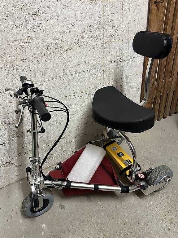 behindertengerechtes-auto-gebraucht Travelscoot E-Scooter