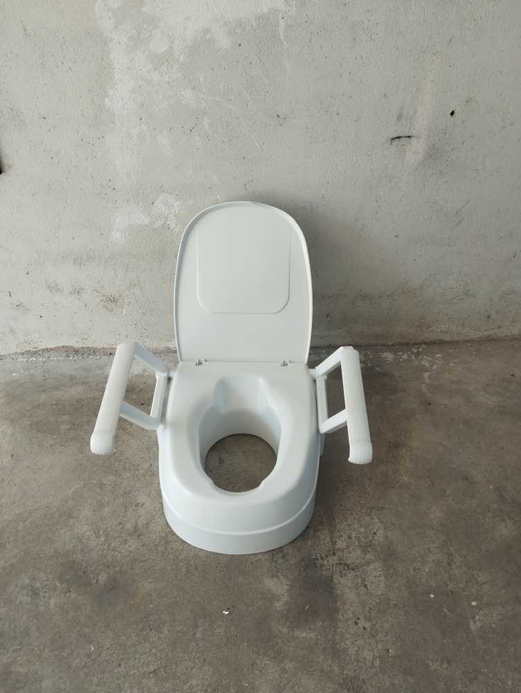Foto Toilettensitzaufsatz