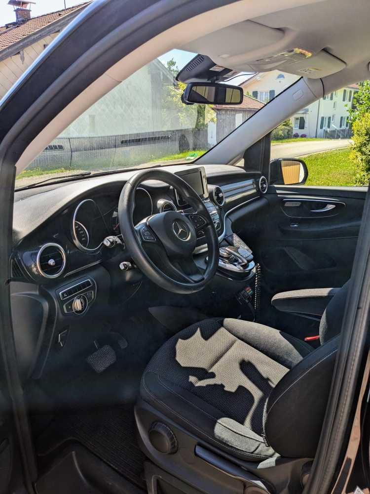 Foto Mercedes V250 Beifahrerumbau