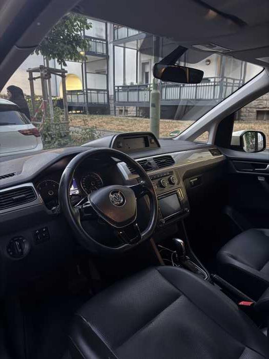 Foto VW Caddy Maxi Automatik | Rollstuhlrampe