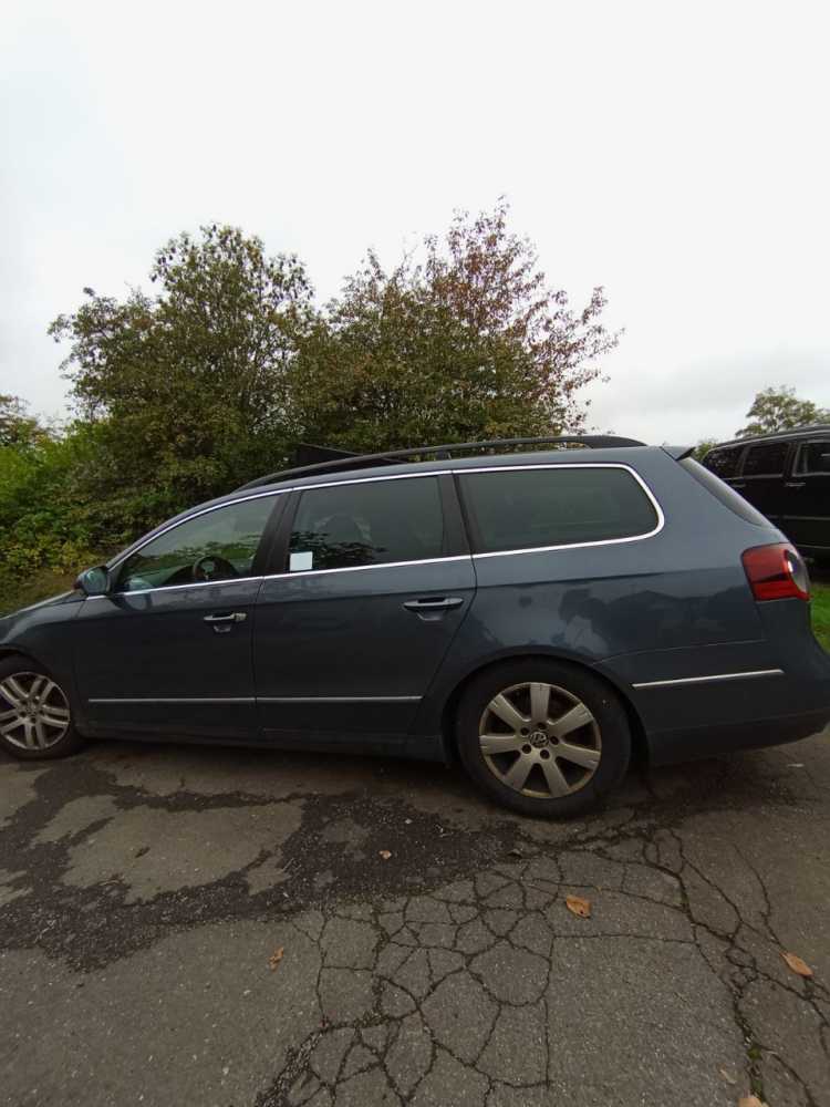 behindertengerechtes-auto-gebraucht Volkswagen Passat Variant 2.0 TDI Behindertengerec