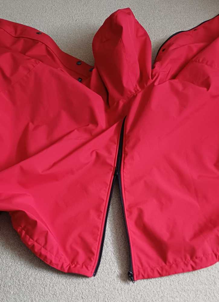 Foto Schalenrollstuhl Winterjacke mit Ärmel