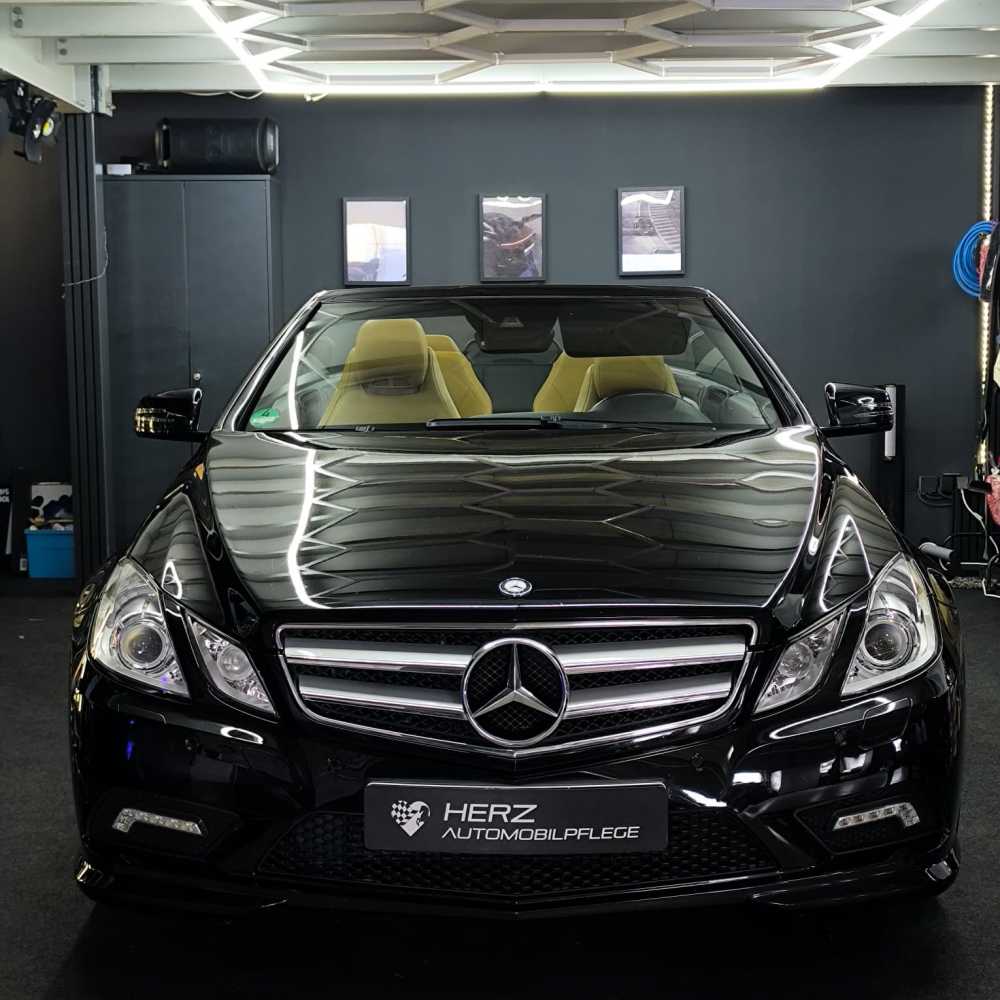 Foto Mercedes E Klasse Cabrio , Aktivfahrer mit Handgas
