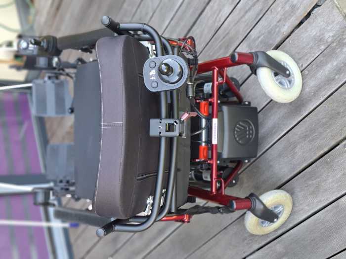 Foto Verkaufe Elektrorollstuhl Navix von Vermeiren