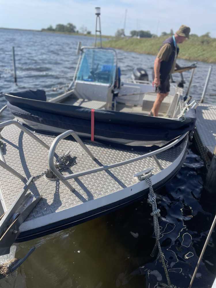 behindertengerechtes-auto-gebraucht Motorboot rollstuhlgerecht