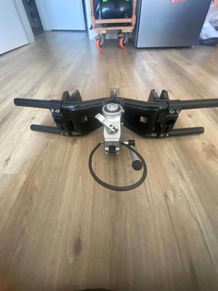 Foto Pro Activ NJ1 E-Assistant mit Elektroantrieb(Motor