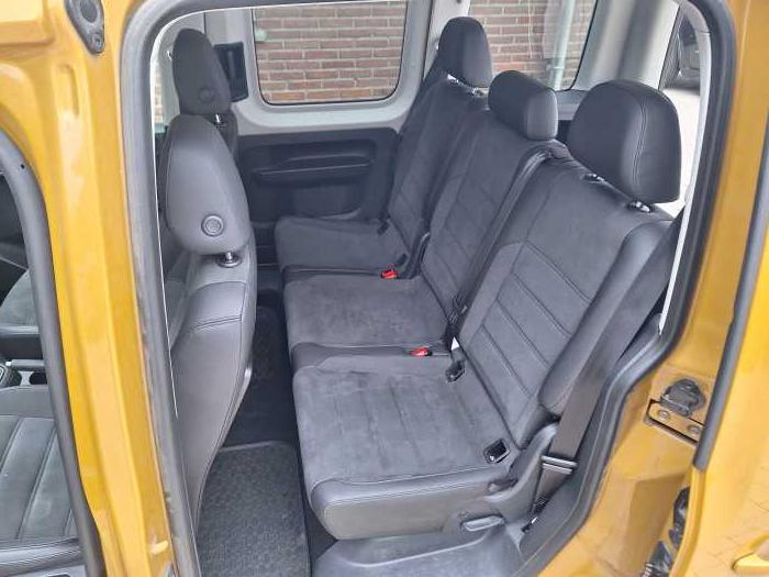 Foto VW Caddy behindertengerecht umgebaut/ Rollstuhlram