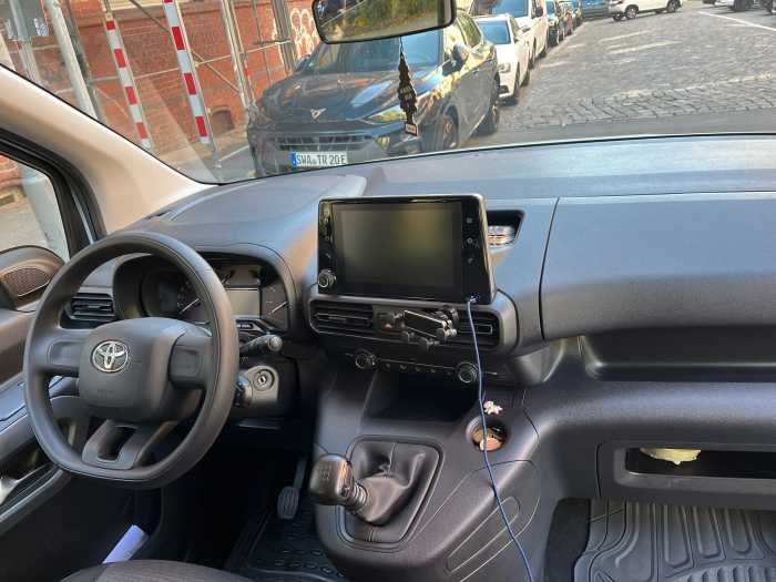 Foto Toyota Proace City Krankentransport mit Rampe