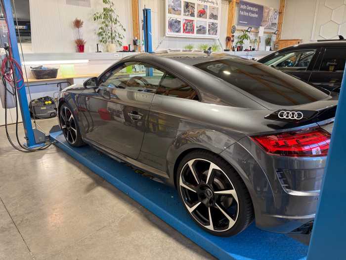 Foto Audi TT RS Gasring Bremshebel Pedalabdeckung