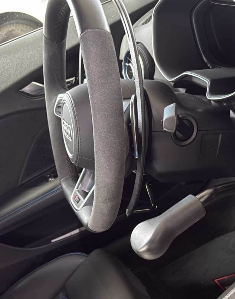 Foto Audi TT RS Gasring Bremshebel Pedalabdeckung